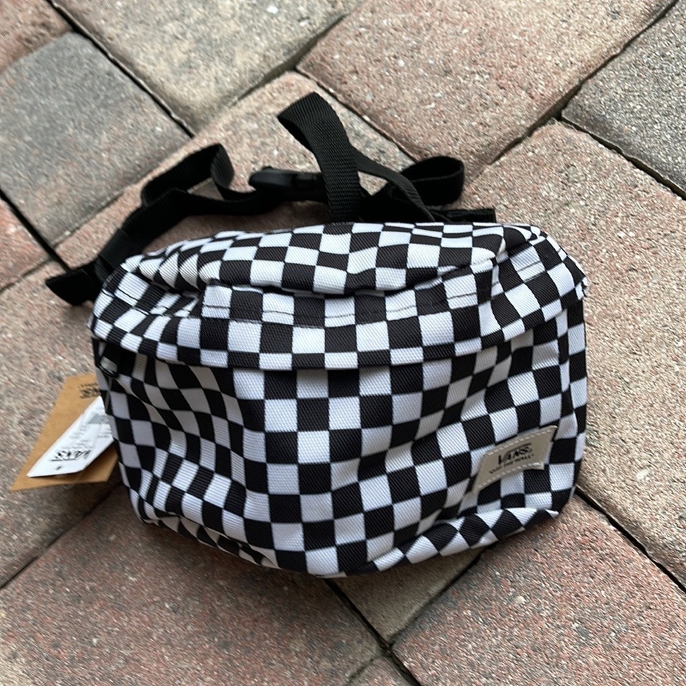 Brand new Authentic VANS Uni-Pak Checkered Unisex VN0A3WKDP2T  NWT
Fanny pack - Picture 10 of 16